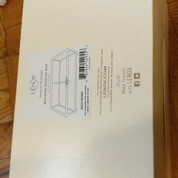 Lenox Glass Jewelry box - Picture 7 of 7